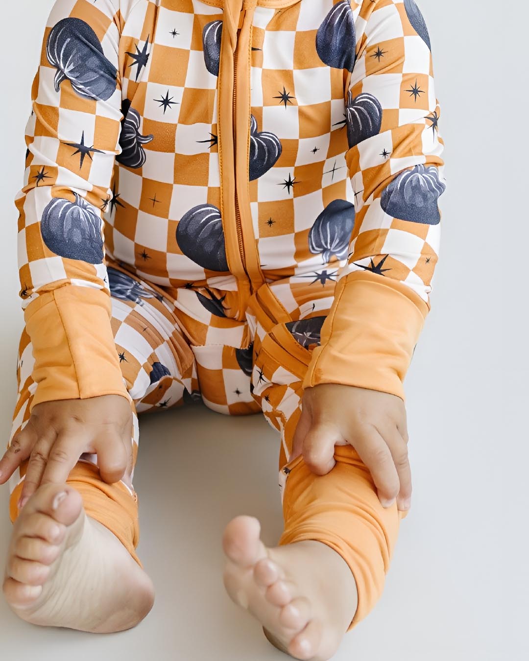 bamboo zip romper, pumpkin baby pajamas, halloween baby sleeper, fall baby pajamas