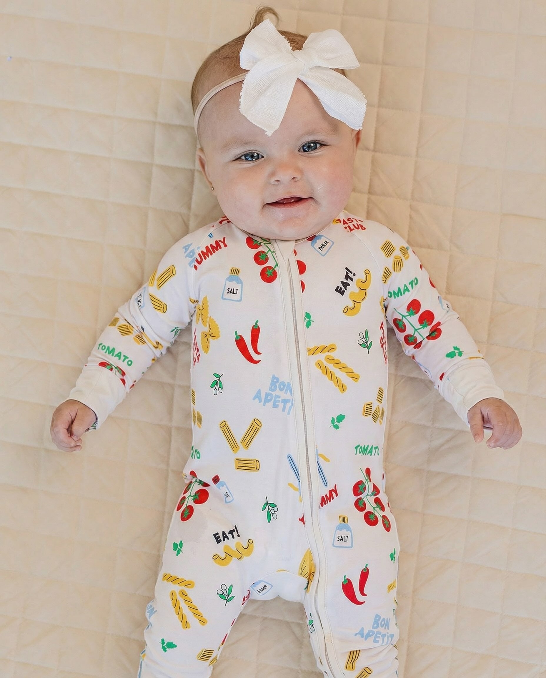 ロンパース・カバーオール Baby Pattie Onesie sugar circus 12-18m Bamboo Zip Romper - Pasta Club | Dolly Lana – Dolly Lana