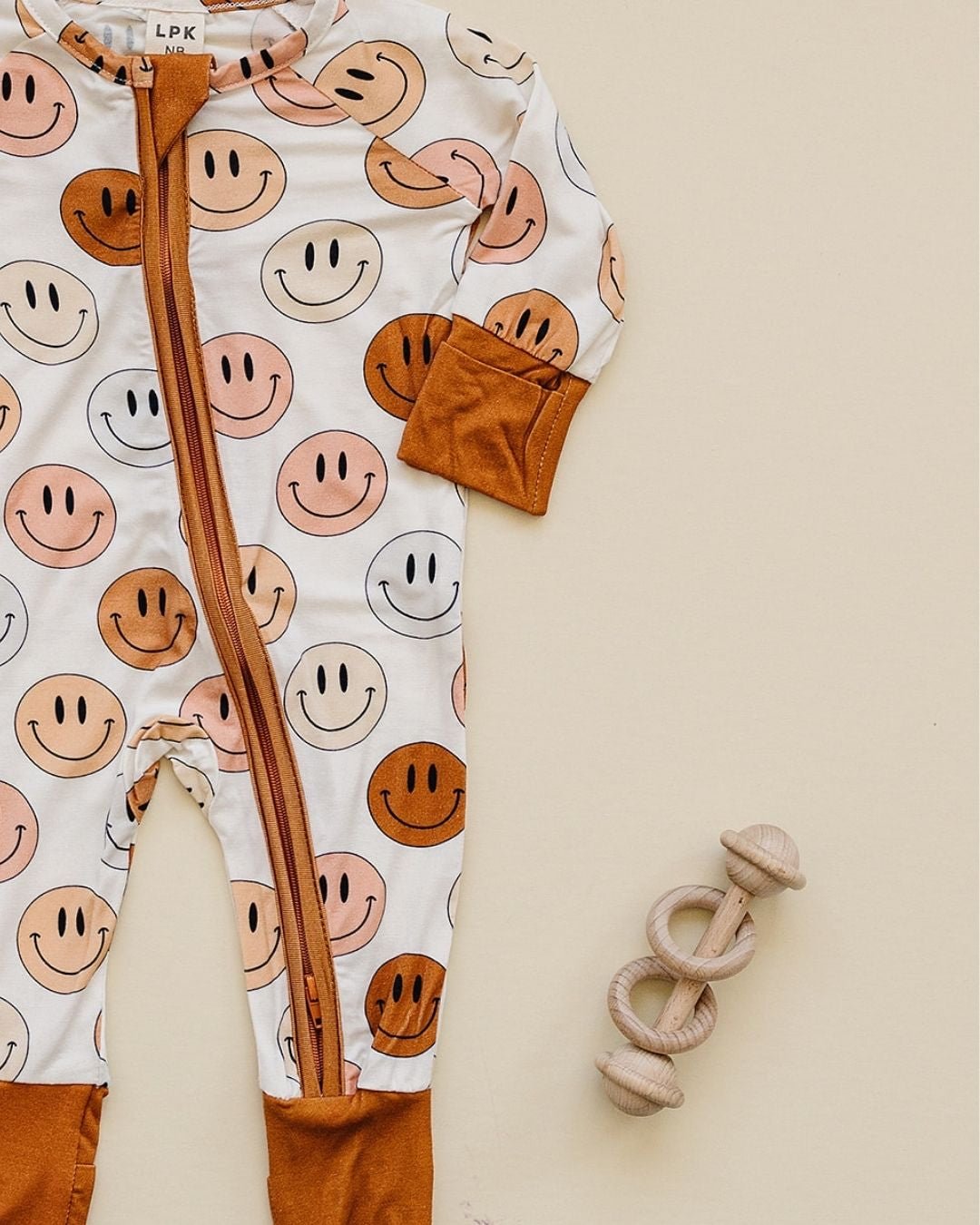 smiley bamboo zip romper, lucky panda kids baby pajamas, smiley face zip sleeper, zippy