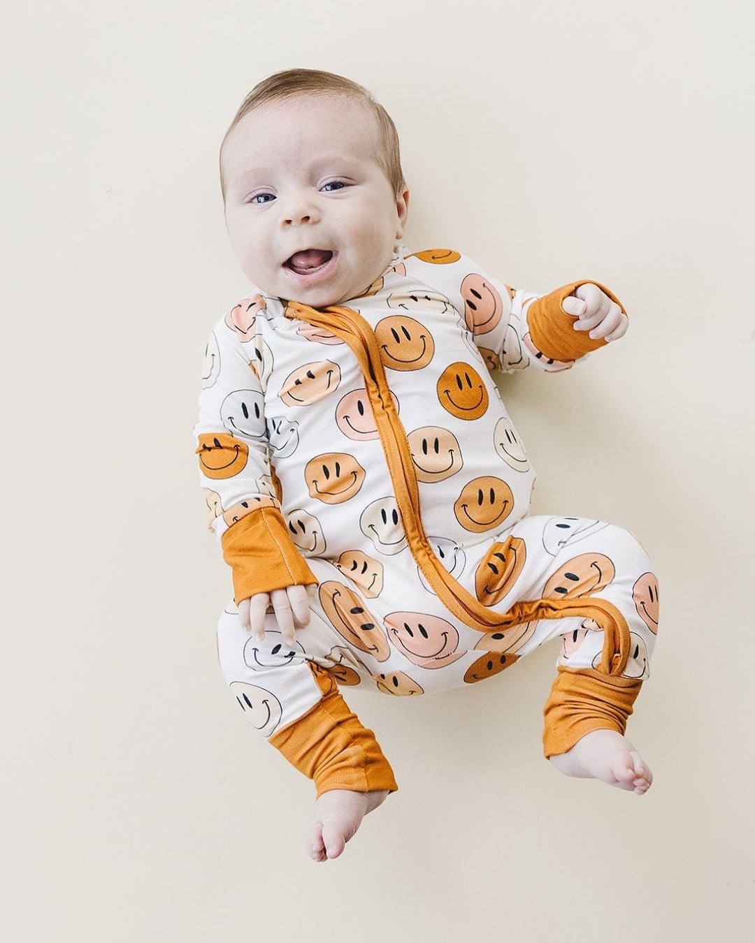 smiley bamboo zip romper, lucky panda kids baby pajamas, smiley face zip sleeper, zippy