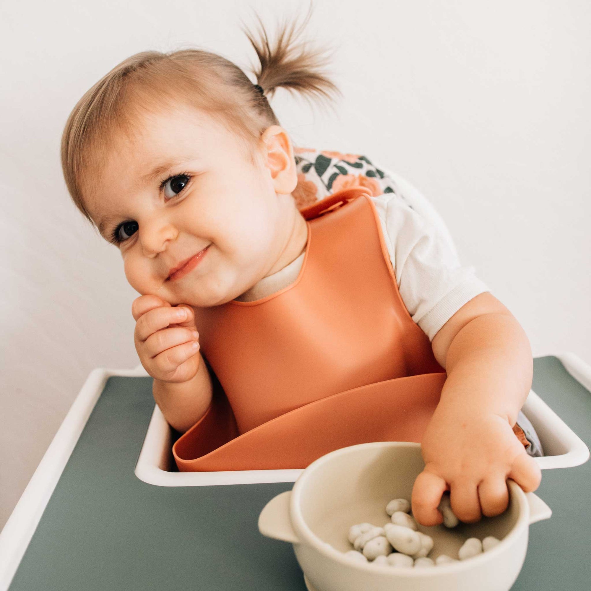 clay colored silicone bib, silicone baby bib, bib with pouch, unisex silicone baby bib, reusable baby bib, baby shower gift